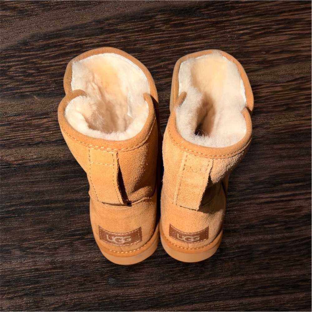 New without Box UGG Cory II Suede Shearling Boots Size 5 - Picture 4 of 5